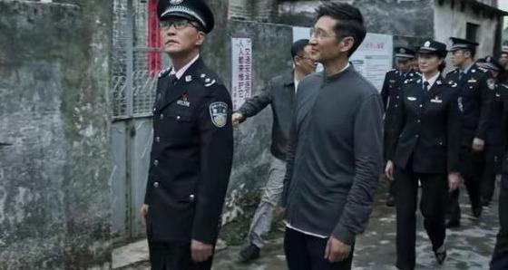 《破冰行动》迎来最后高潮，终集预告高燃预警，林耀东去向成谜