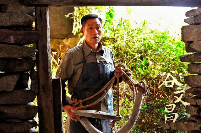《安家》破总局收视纪录,李易峰新剧再下滑,只比《亮剑》高一点